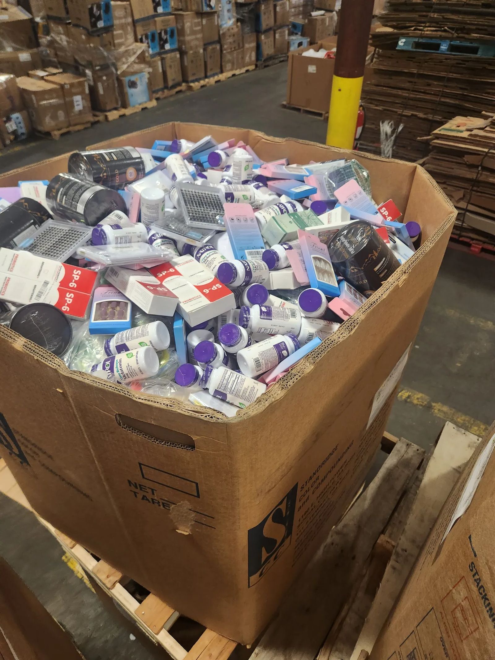 Amazon Health and Beauty Truckload